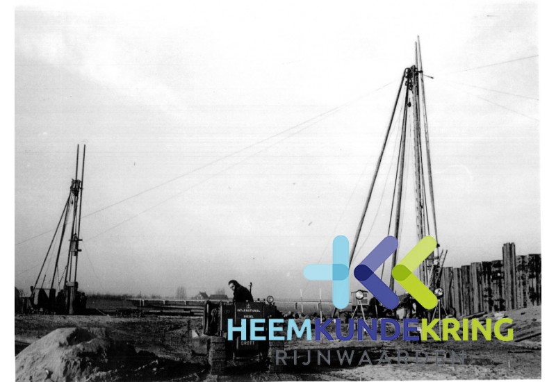 Foto 18. Uitzetten brug